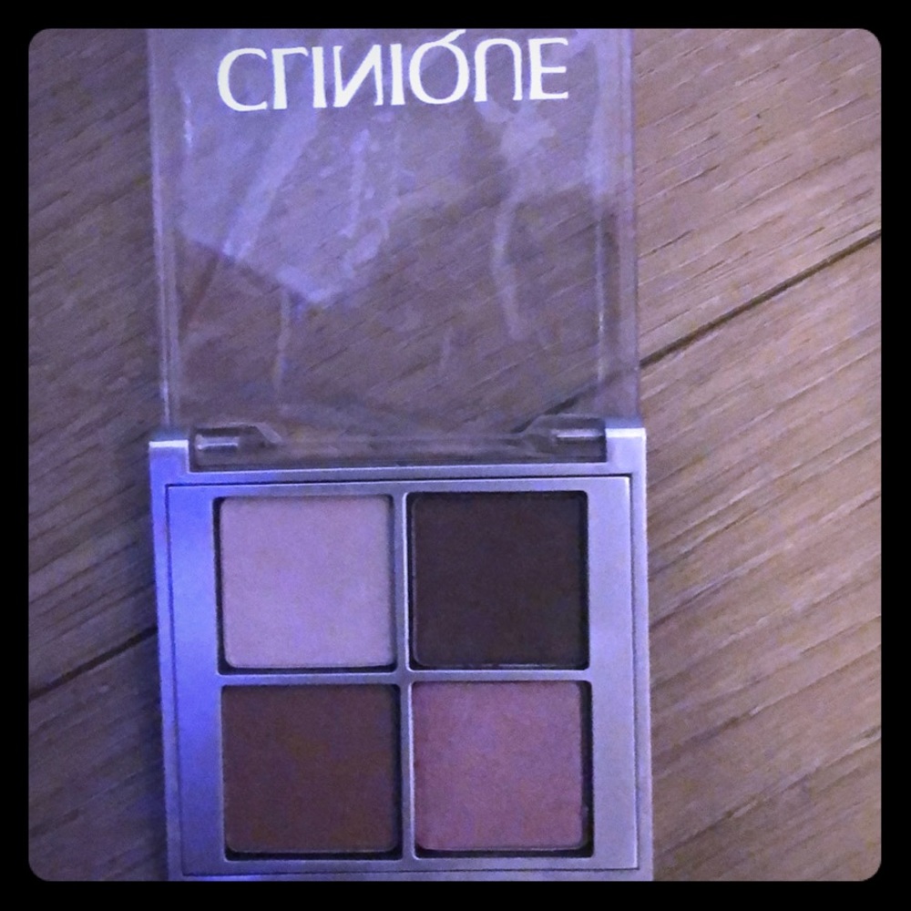 Never used NWT eye shadow bundle collection - Picture 6 of 8